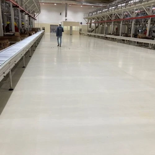 On-site flooring, coating and waterproofing execution by our delivery teams.